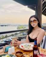 Fit dolgun bayan Irina
