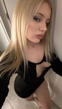 Beyaz tenli  Mila seksi escort