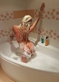 Eskort Yenişehir'deki Uzun Esmer Güzelle Eşsiz Anları Keşfedin