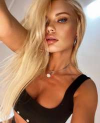 Mersin Bayanları'nın Gözde Partneri: Sıcakkanlı ve Dayanılmaz Cazibeli Escort Zeynep