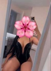 Mersin Çarşı bölgesinde escort Esra KENDİ YERİ. 
