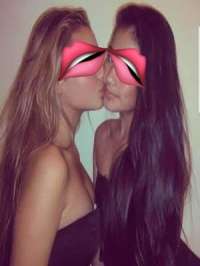 Mersinde Miray ve Destina