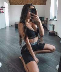 Mezitli'deki Büyüleyici Bayanlar: Escort Bayan Mersin