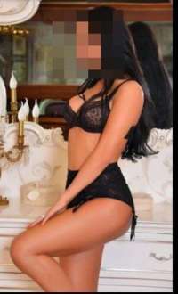 Toroslar'da Tutkunun Dansı: Escort Bayan Buse