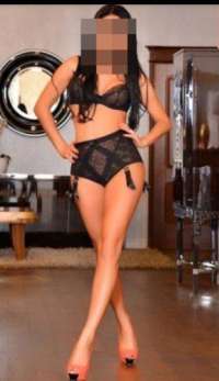 Toroslar'da Tutkunun Dansı: Escort Bayan Buse